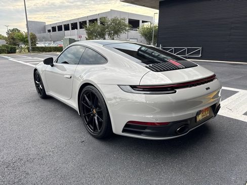 Certified 2023 Porsche 911 Carrera T RWD image 3