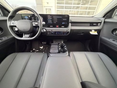 New 2026 Hyundai Ioniq 5 SEL image 17