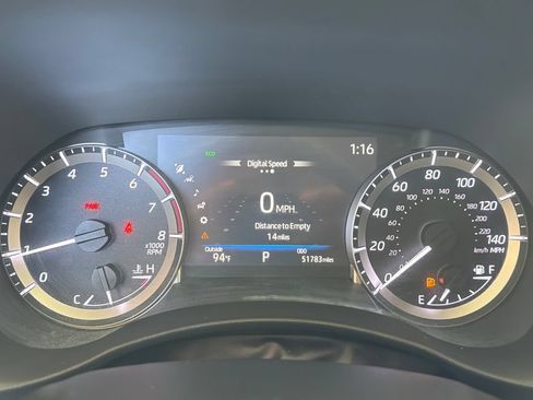 Used 2023 Toyota Highlander L FWD image 24