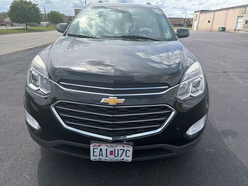 Used 2017 Chevrolet Equinox LT w/ Convenience Package AWD/4WD image 2