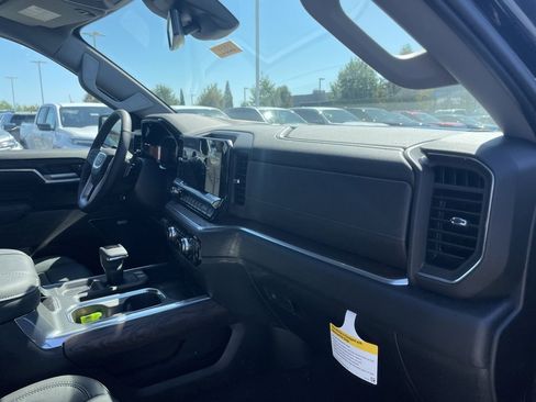 New 2026 GMC Sierra 1500 SLT w/ SLT Premium Package image 33