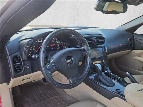 Used 2012 Chevrolet Corvette Grand Sport w/ 3LT Preferred Equipment Group image 10