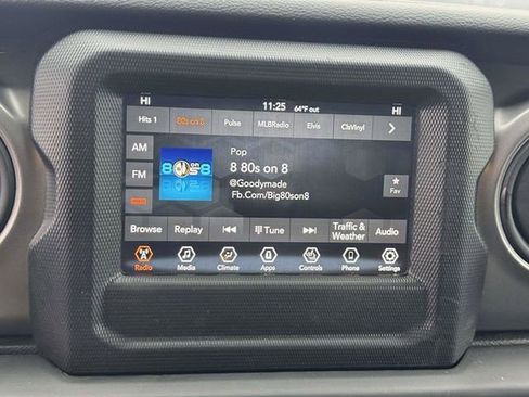 Used 2022 Jeep Wrangler Unlimited Sport AWD/4WD image 24