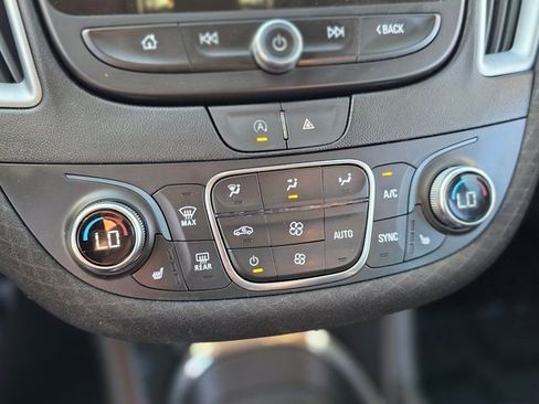 Used 2023 Chevrolet Malibu LT image 27