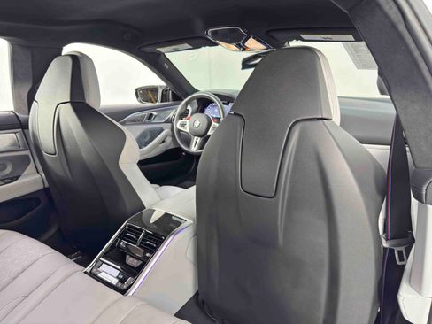 Used 2025 BMW M8 Competition w/ M Carbon Exterior Package image 40