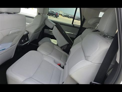 Used 2025 Ford Expedition Max Platinum AWD/4WD image 6