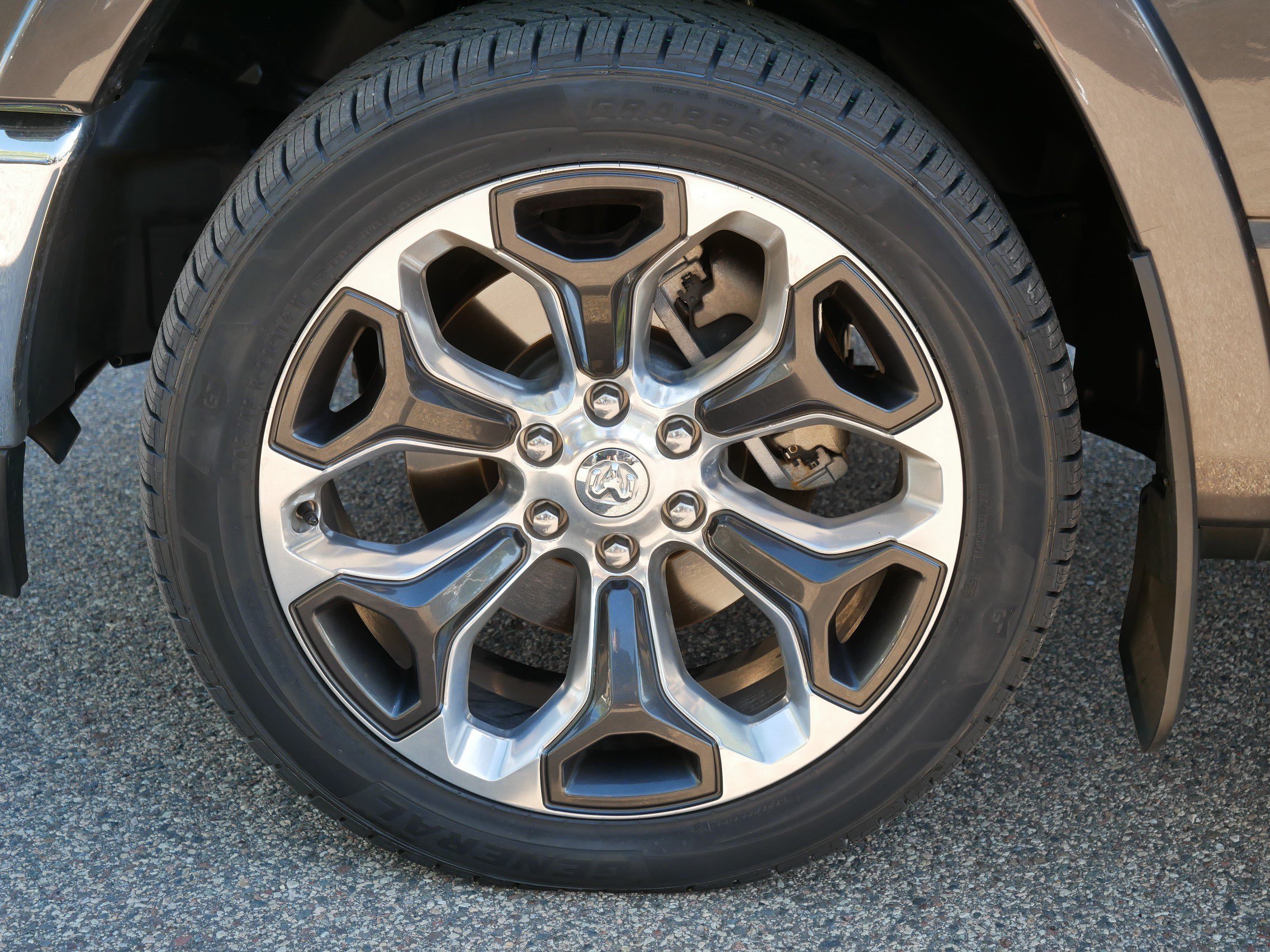 Used 2021 RAM 1500 Limited AWD/4WD image 18