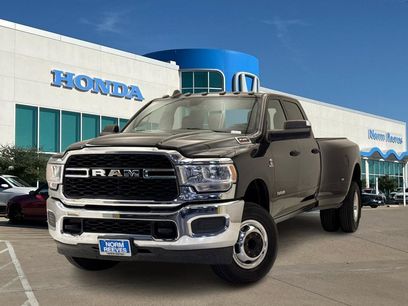 Used 2022 RAM 3500 Tradesman w/ Chrome Appearance Group