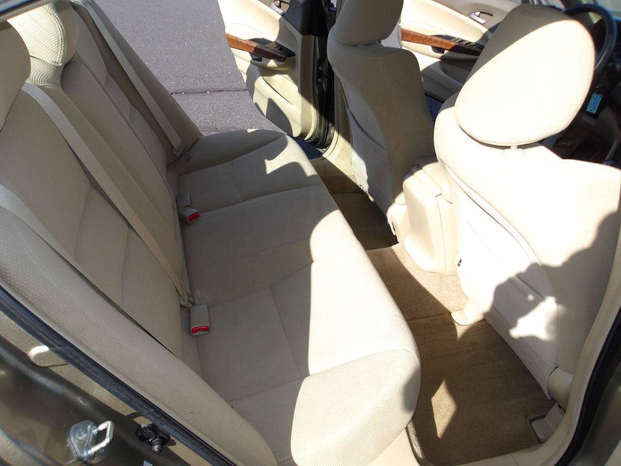 Used 2009 Honda Accord EX image 11