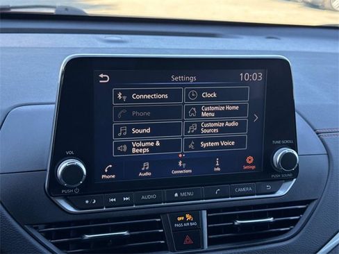 Used 2021 Nissan Altima 2.5 SR w/ SR Premium Package image 14