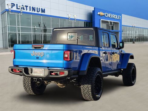 Used 2021 Jeep Gladiator Rubicon w/ Cold Weather Group image 6