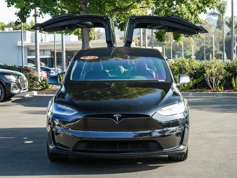 Used 2023 Tesla Model X AWD/4WD image 18