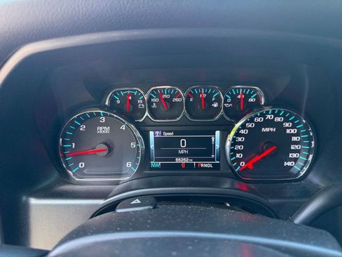 Used 2018 Chevrolet Silverado 1500 LT w/ All Star Edition AWD/4WD image 30