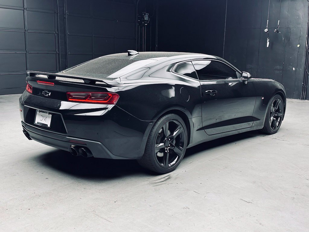 Used 2018 Chevrolet Camaro SS RWD image 7