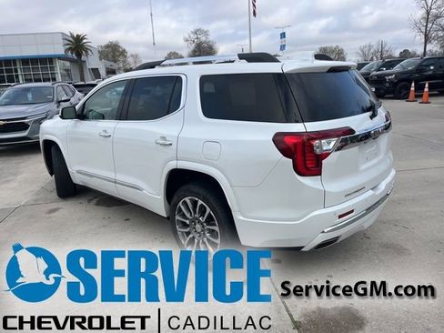 Used 2022 GMC Acadia Denali w/ Denali Ultimate Package image 4