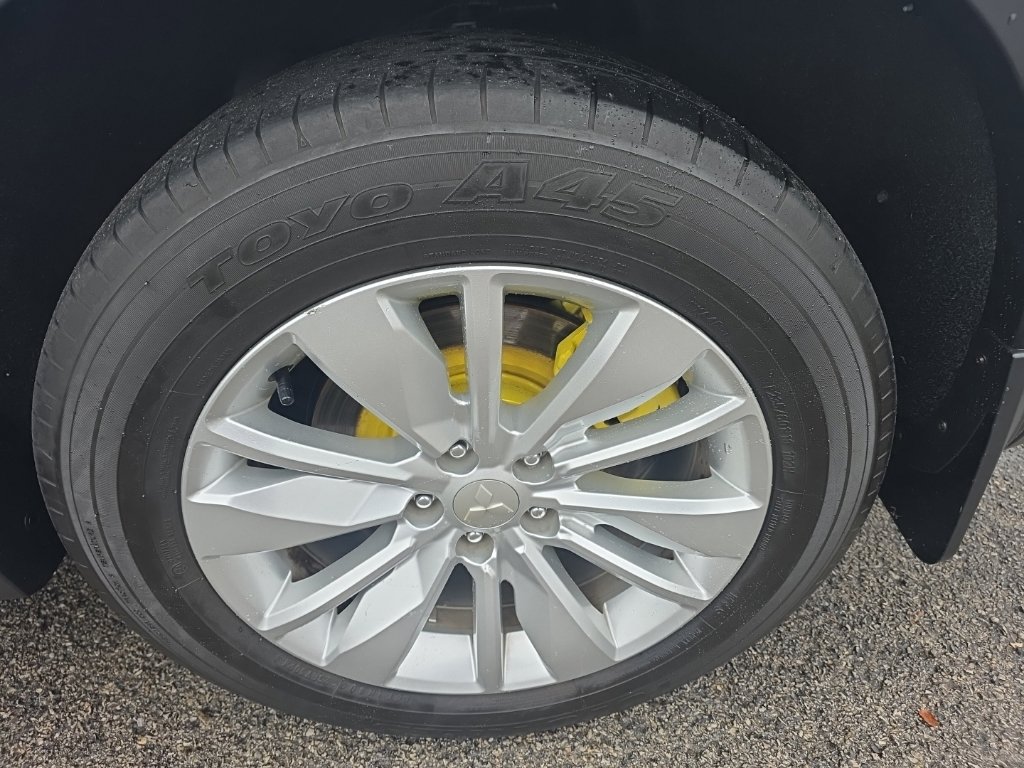 Used 2025 Mitsubishi Outlander ES AWD/4WD image 7