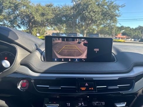 Used 2024 Acura MDX FWD image 22