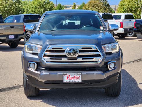 Used 2019 Toyota Tacoma Limited AWD/4WD image 5