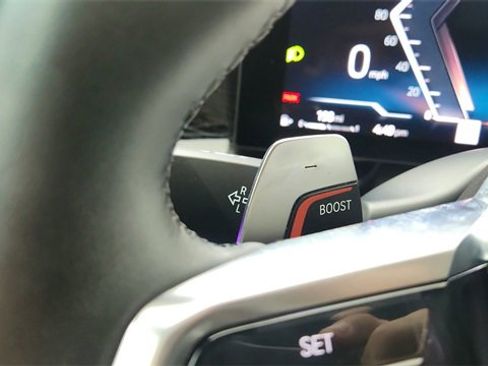 Used 2024 BMW 740i w/ Premium Package image 45