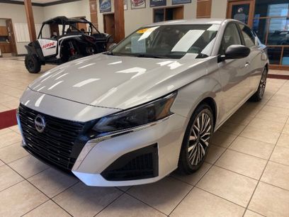 Used 2024 Nissan Altima 2.5 SV