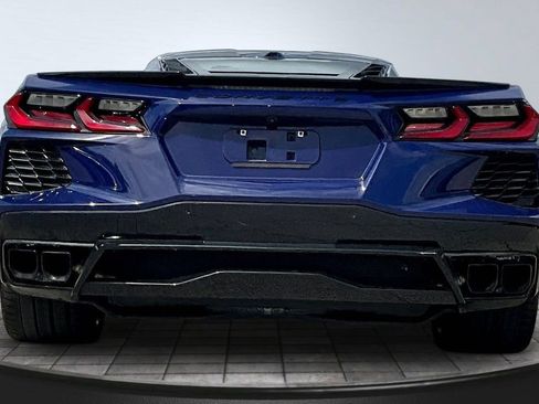 Used 2025 Chevrolet Corvette Stingray Preferred Cpe w/ Battery Protection Package RWD image 5