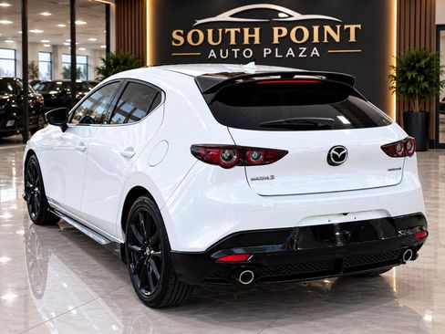 Used 2019 MAZDA MAZDA3 Hatchback w/ Premium Package FWD image 7