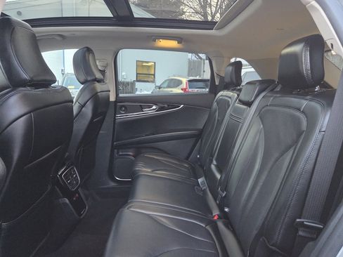 Used 2023 Lincoln Nautilus Reserve w/ Equipment Group 201A image 21