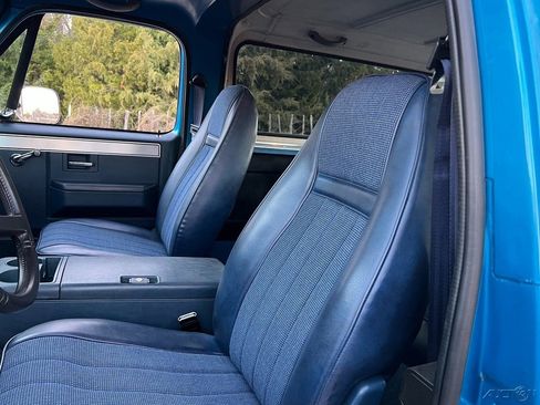 Used 1988 Chevrolet Blazer 4WD image 63