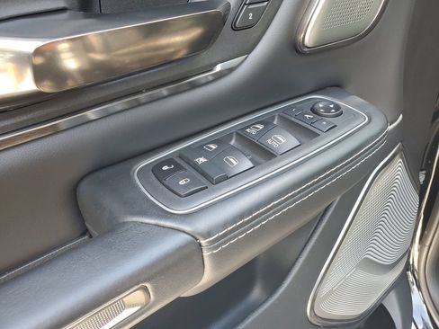Used 2021 RAM 1500 Limited w/ Night Edition RWD image 20