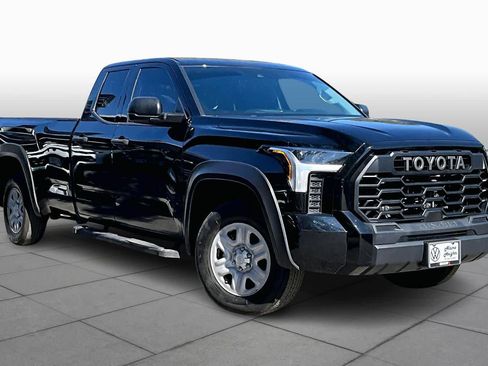 Used 2022 Toyota Tundra SR image 3