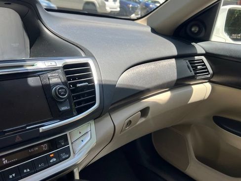Used 2014 Honda Accord EX-L image 18