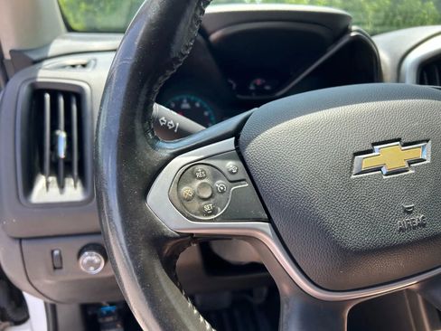 Used 2021 Chevrolet Colorado LT w/ Fleet Safety Package image 16