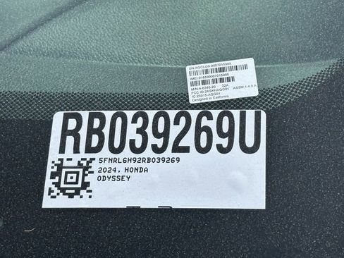 Used 2024 Honda Odyssey Elite image 37