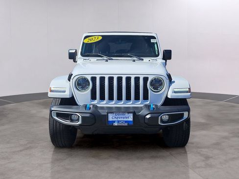 Used 2023 Jeep Wrangler Unlimited Sahara w/ Cold Weather Group AWD/4WD image 2
