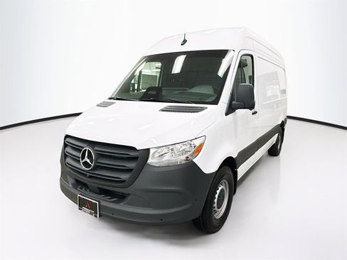 New 2026 Mercedes-Benz Sprinter 2500 image 3