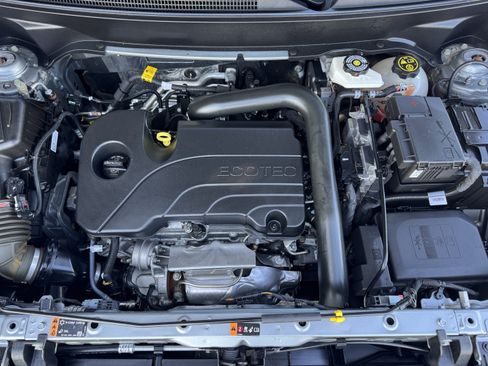 Used 2023 Chevrolet Equinox LT image 25