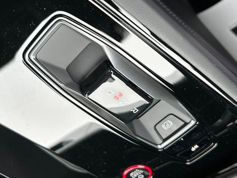 New 2026 Audi RS e-tron GT performance AWD/4WD image 34