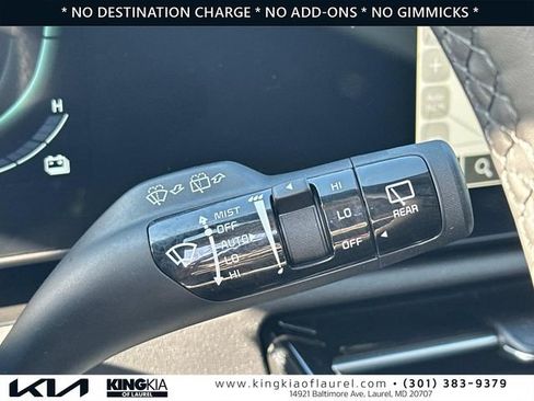 Used 2023 Kia Niro EX w/ EX Cold Weather Package image 12