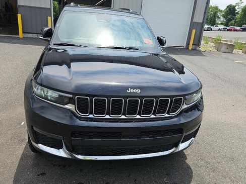 Used 2024 Jeep Grand Cherokee L Limited AWD/4WD image 3