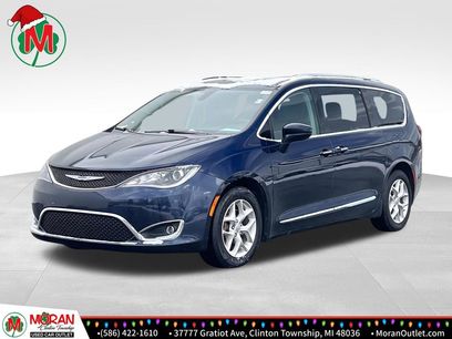 Used 2018 Chrysler Pacifica Touring-L Plus w/ Tire & Wheel Group