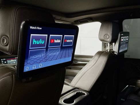 Used 2023 GMC Yukon XL Denali w/ Denali Reserve Package AWD/4WD image 27