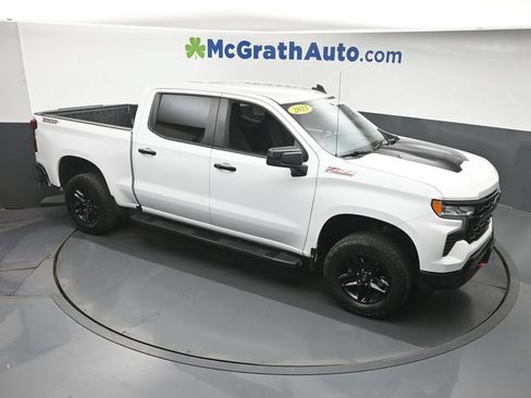 Used 2023 Chevrolet Silverado 1500 LT Trail Boss w/ Protection Package AWD/4WD image 3