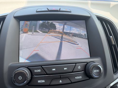 Used 2015 Buick LaCrosse Premium w/ Driver Confidence Package #1 FWD image 17