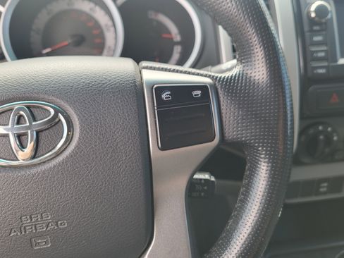 Used 2013 Toyota Tacoma 4x4 Double Cab w/ TRD Sport Pkg image 25