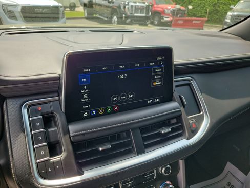 Used 2021 GMC Yukon XL SLT w/ SLT Premium Package AWD/4WD image 28