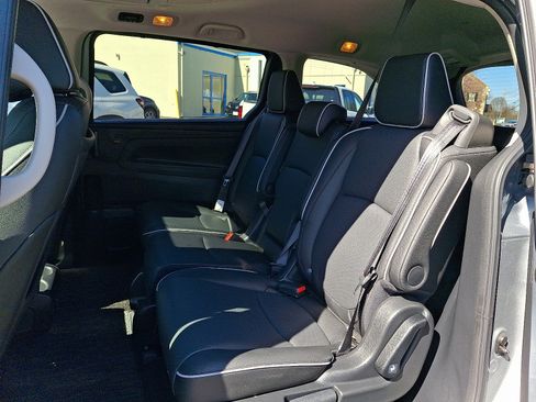 Certified 2026 Honda Odyssey Elite image 13
