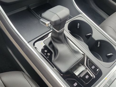 New 2026 Kia Carnival SX FWD image 36