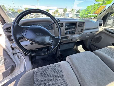 Used 2001 Ford F250 4x4 Regular Cab Super Duty image 11