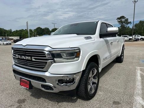 Used 2022 RAM 1500 Laramie AWD/4WD image 3