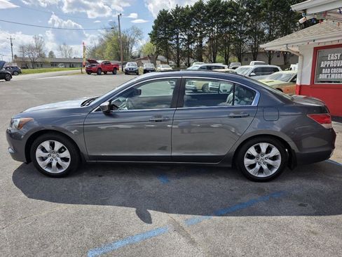 Used 2010 Honda Accord EX-L image 9